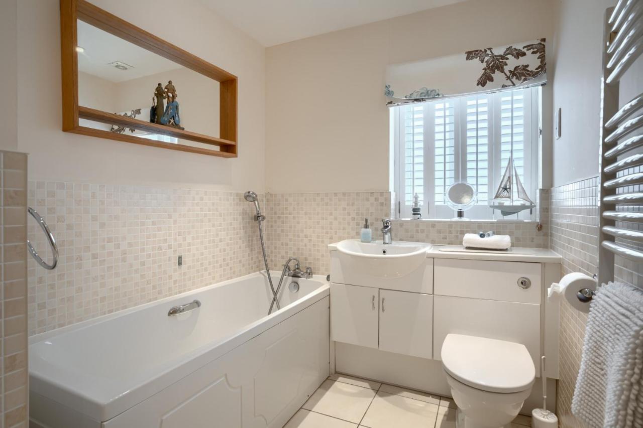 LUXURY BEACHFRONT OUTSTANDING 2 bedroom APARTMENT WTA-toernooi van WTA-toernooi van Eastbourne Buitenkant foto